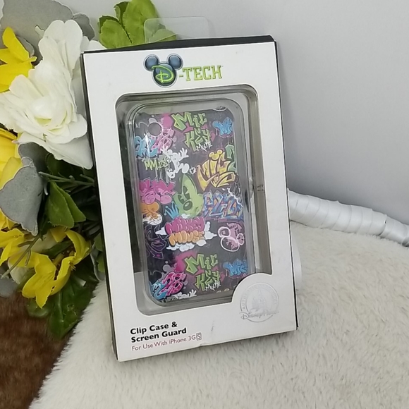 Disney Accessories - 💚3/$25 NWT Disney Parks iPhone case for 3GS